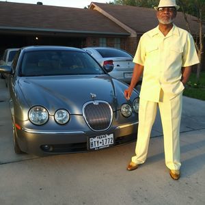 Meet your Posher, Don